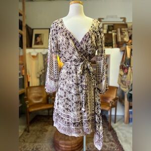 Diane Von Furstenberg 100% Silk Bohemain Wrap Dress 6